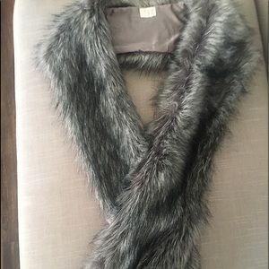 Gray faux Fur Scarf- never used!